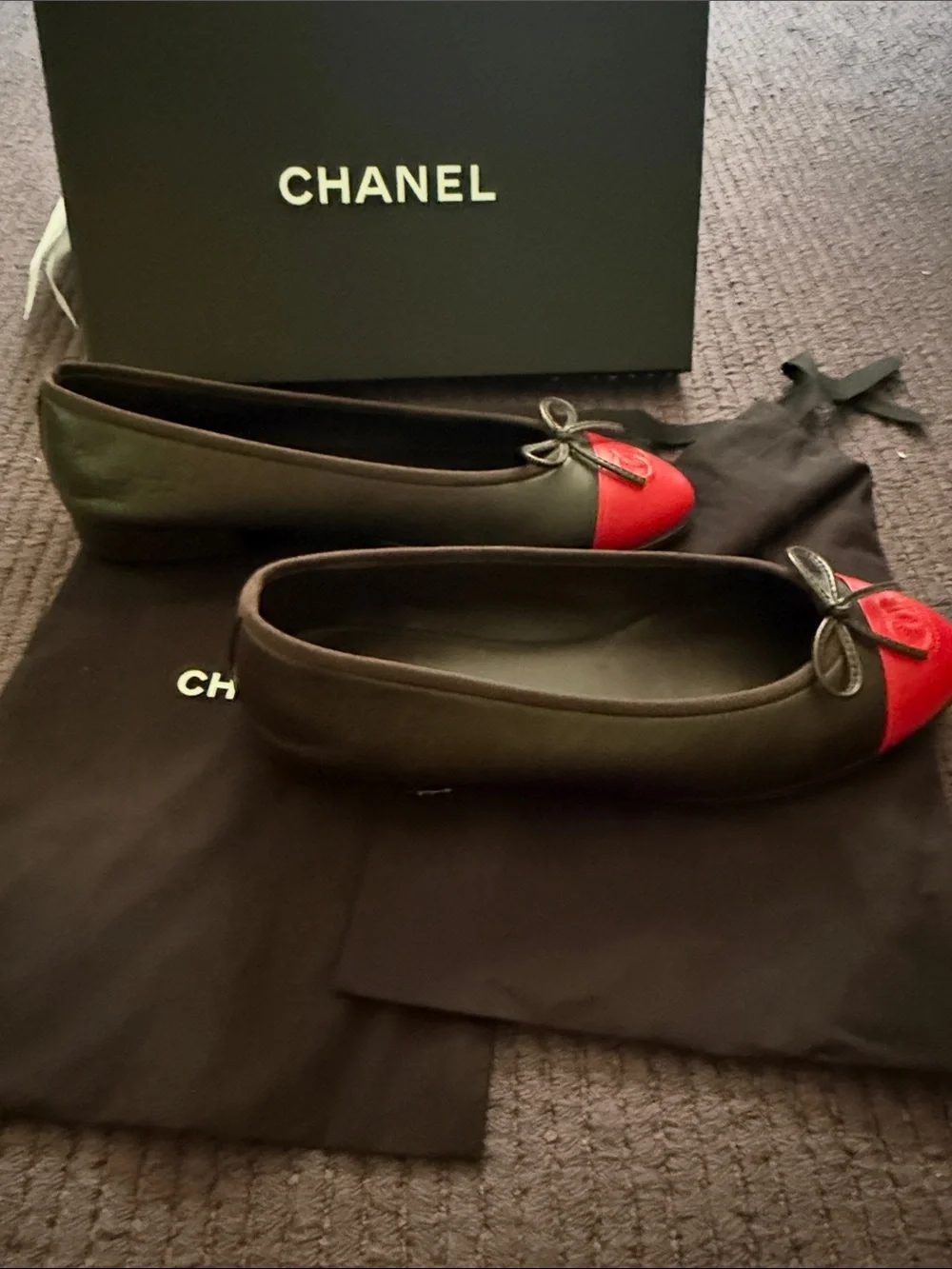 CHANEL Brown/red ballet flat - Picture 6 of 8